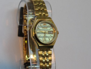 1NQ09008C6 Женские механические часы
